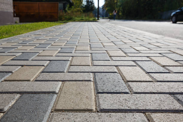 Best Best Driveway Pavers  in Saginaw, MI