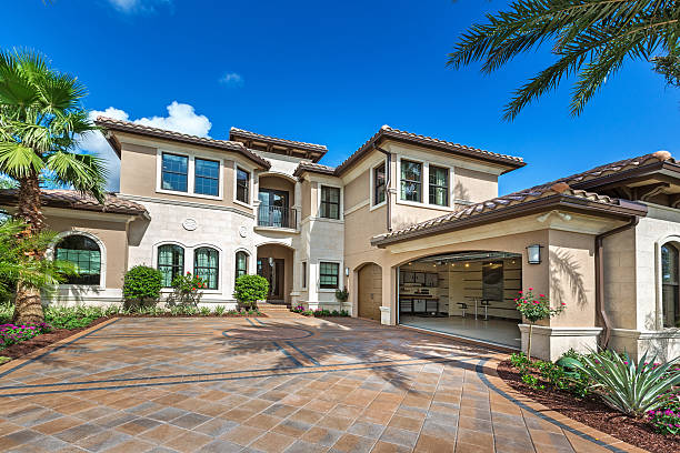 Best Driveway Paving Contractor  in Saginaw, MI